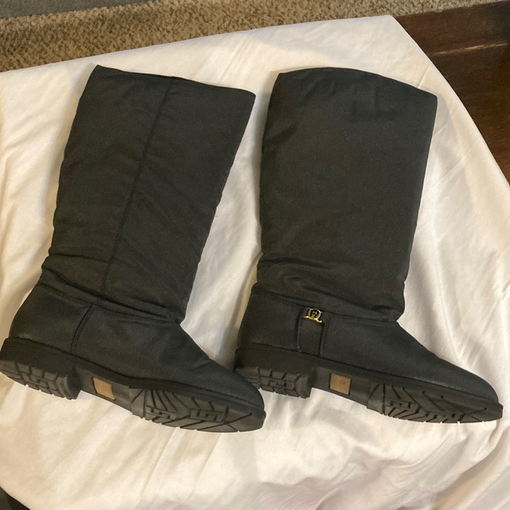 Etienne Aigner Storm 2 black sparkle boots size 7M